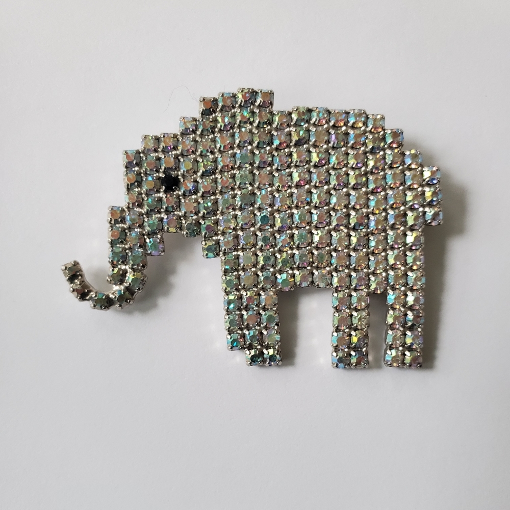 Brooch